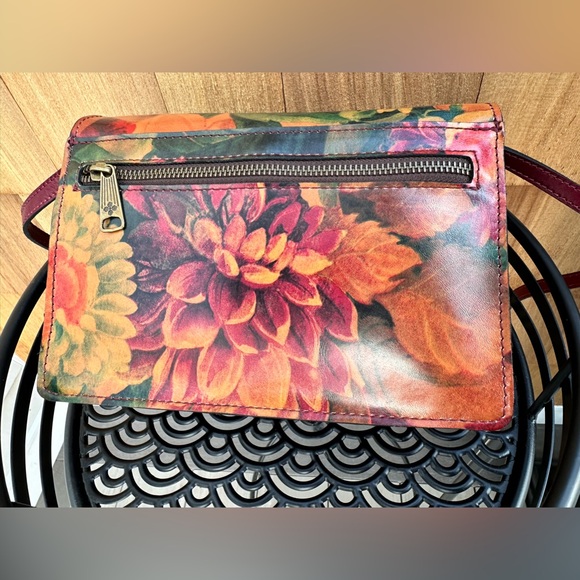 Patricia Nash Ladies Crossbody  Purse And Card Wallet Set - Picture 3 of 12